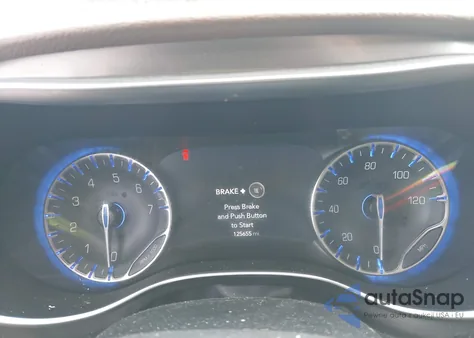 2017 Chrysler Pacifica Limited z USA, uszkodzony, nr VIN 2C4RC1GGXHR723380